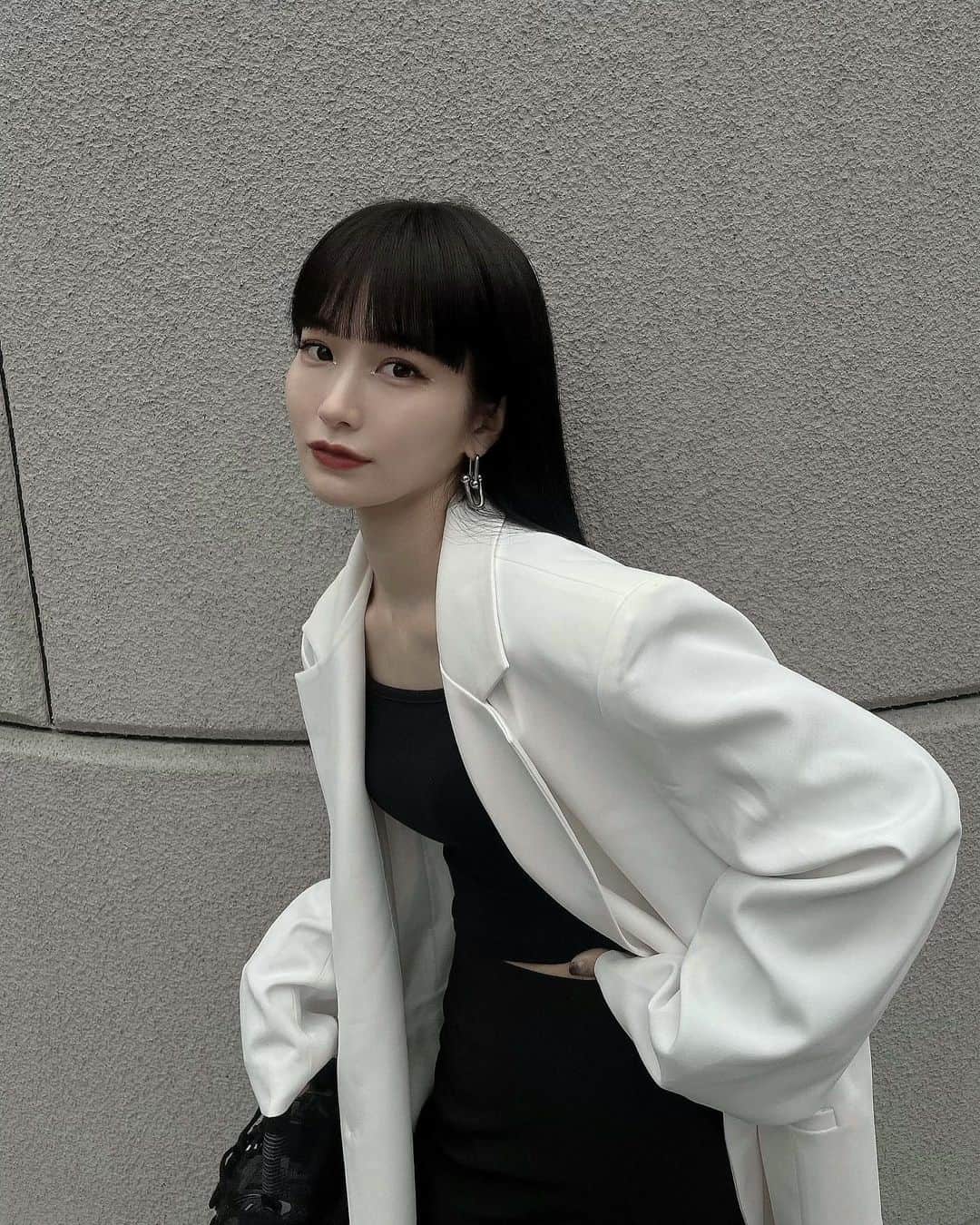 中村くるみのインスタグラム：「eyelash maintenance🖤 Thx @kotonn__e @pooleye_harajuku  マツエクするとほんと目力上がる🥺 いつもありがとうございますෆ Jcurl・flatlash・12mm」