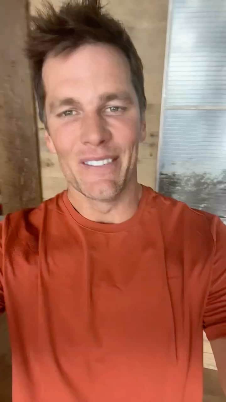 トム・ブレイディのインスタグラム：「PLIABLE. My favorite word in the dictionary. @bradybrand Release 2: Pliable Performance is out now on bradybrand.com. Check it out and level up your training gear.」