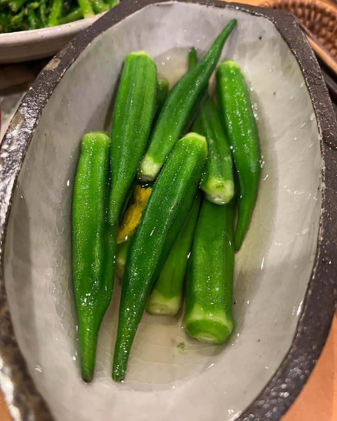 原日出子さんのインスタグラム写真 - (原日出子Instagram)「今日の晩御飯😊 テーマは 炊き立て土鍋ご飯に合うおかず👍 大根と椎茸と手羽元の煮物 オクラのお浸し スティックセニョールの胡麻和え 野沢菜と蕪のお漬物 鰆の西京焼き 美味しく頂きました💖  #お家ご飯 #家族でご飯 #かあちゃんの味 #土鍋ご飯 #和食ごはん #お野菜いっぱい #毎日を楽しく #幸せのレシピ #今日食べた物が明日の身体を作る」3月22日 23時03分 - hara_hideko