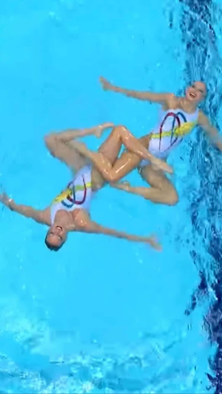 マリヤ・コロレバのインスタグラム：「10 year later and I’m still obsessed with @fujikimayuko’s choreography 😍   #synchronizedswimming #artisticswimming #london2012 #olympics @olympics @nbcolympics @london2012olympics @artisticswimmingcommunity @artisticsynchro」