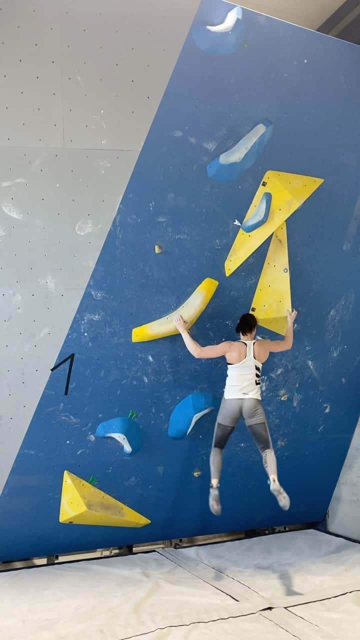 ユリア・クルーダーのインスタグラム：「Still trying to find the old Julija this season, but topping this one felt like she’s close 🥰 🎥: @klmnkejzar in @sloveniaclimbing TC @scarpaspa #scarpa #scarpaspa」