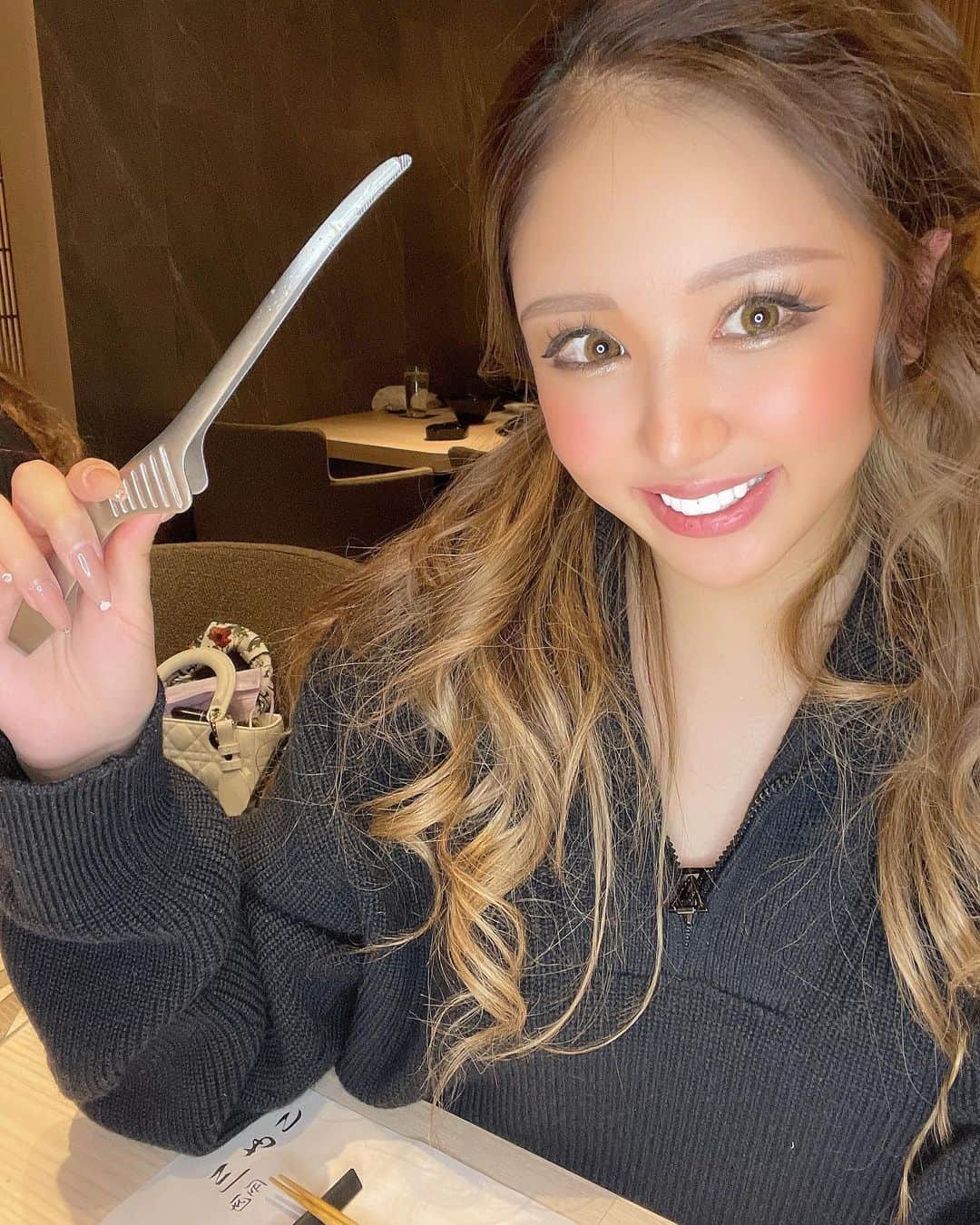 藤咲ひなたのインスタグラム：「遂に明日オープン✨ 川もり  お肉が本当にびっくりするくらい美味しい🥺 溶けます。 そして何と言っても臭くならない🌼🌼 そして同じビル❤️ 毎日でも行きたいです🥺✨✨  誰か一緒にいこおおおお💕💕  #川もり京都  #川もり  #川もり札幌 #肉匠川もり」