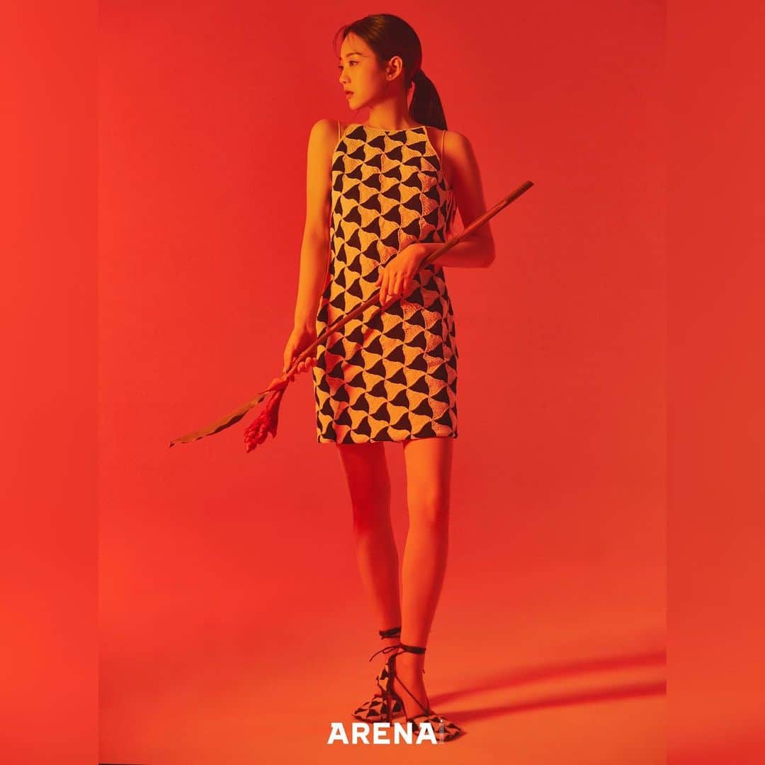 チョ・イヒョンのインスタグラム：「@arenakorea 4월호」