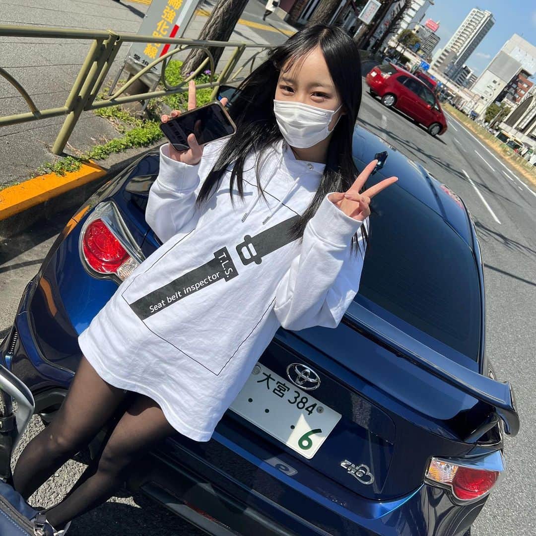 のインスタグラム：「お久しぶりの撮影でしたが、相変わらず声低かった。  #86 #toyota #車好き女子 #japanesegirl  #toyota86」