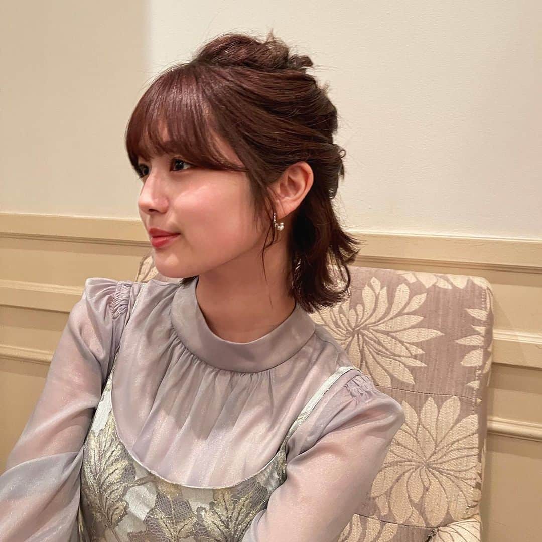 北野瑠華のインスタグラム：「可愛くヘアセットしてもらいました💐」