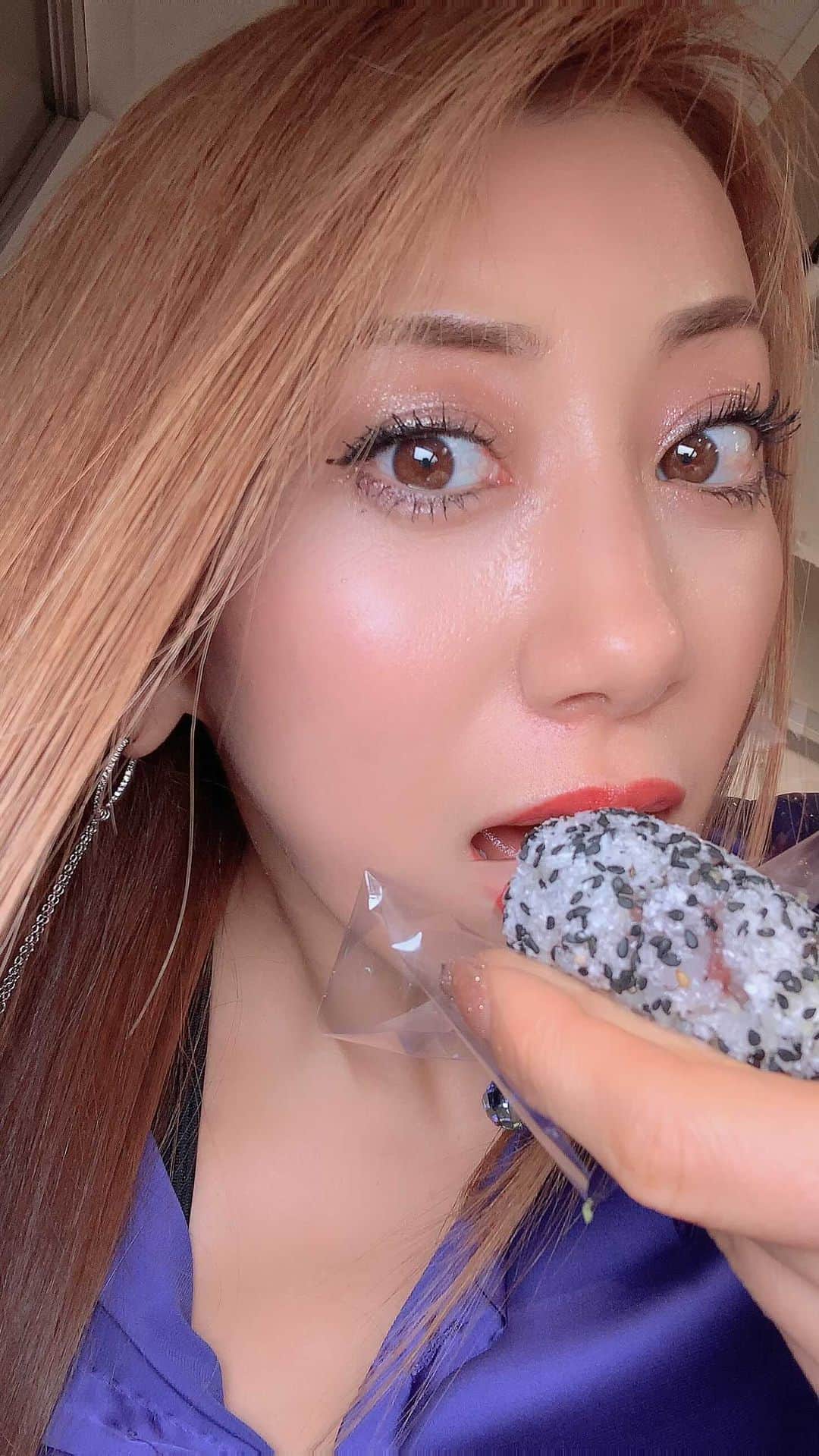 のインスタグラム：「【京都】仙太郎のおはぎ 今しか食べれない限定おはぎ㊙️🌸🌸🌸🌸 春はいいですね🌸💗好きなおはぎがたくさん💕🤭  @ohagimania  @yuri.yasui.98」