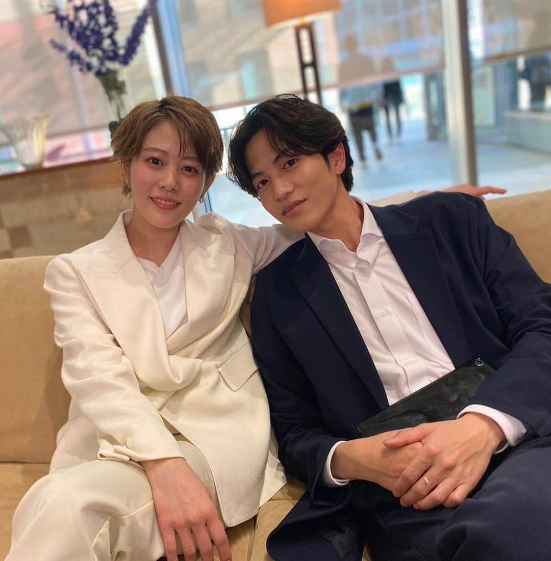 志尊淳のインスタグラム：「🐥🐯」