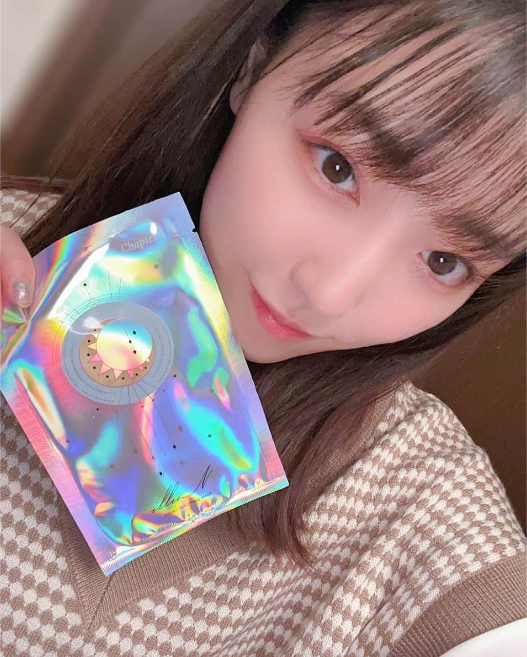 譜久村聖さんのインスタグラム写真 - (譜久村聖Instagram)「🍬  今日も美肌を目指して1枚🧊  辻希美さんの影響を受けて最近は朝もパックするようになりました🛁  #illuN #イリュン #辻希美 さん #先輩 #肌ケア #美肌 #パック #morningmusume22 #モーニング娘22 #譜久村聖  今日はチャプター1✨」3月23日 22時46分 - mizuki_fukumura.official