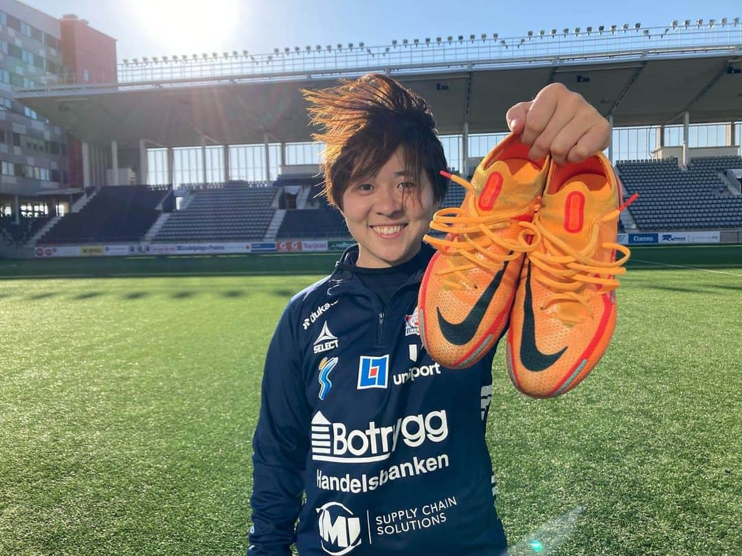 籾木結花のインスタグラム：「New season with new boots 🔥  #nikephantom」