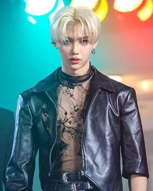フェリックスさんのインスタグラム写真 - (フェリックスInstagram)「Maniac MV behind photos」3月24日 10時48分  - felix.skz