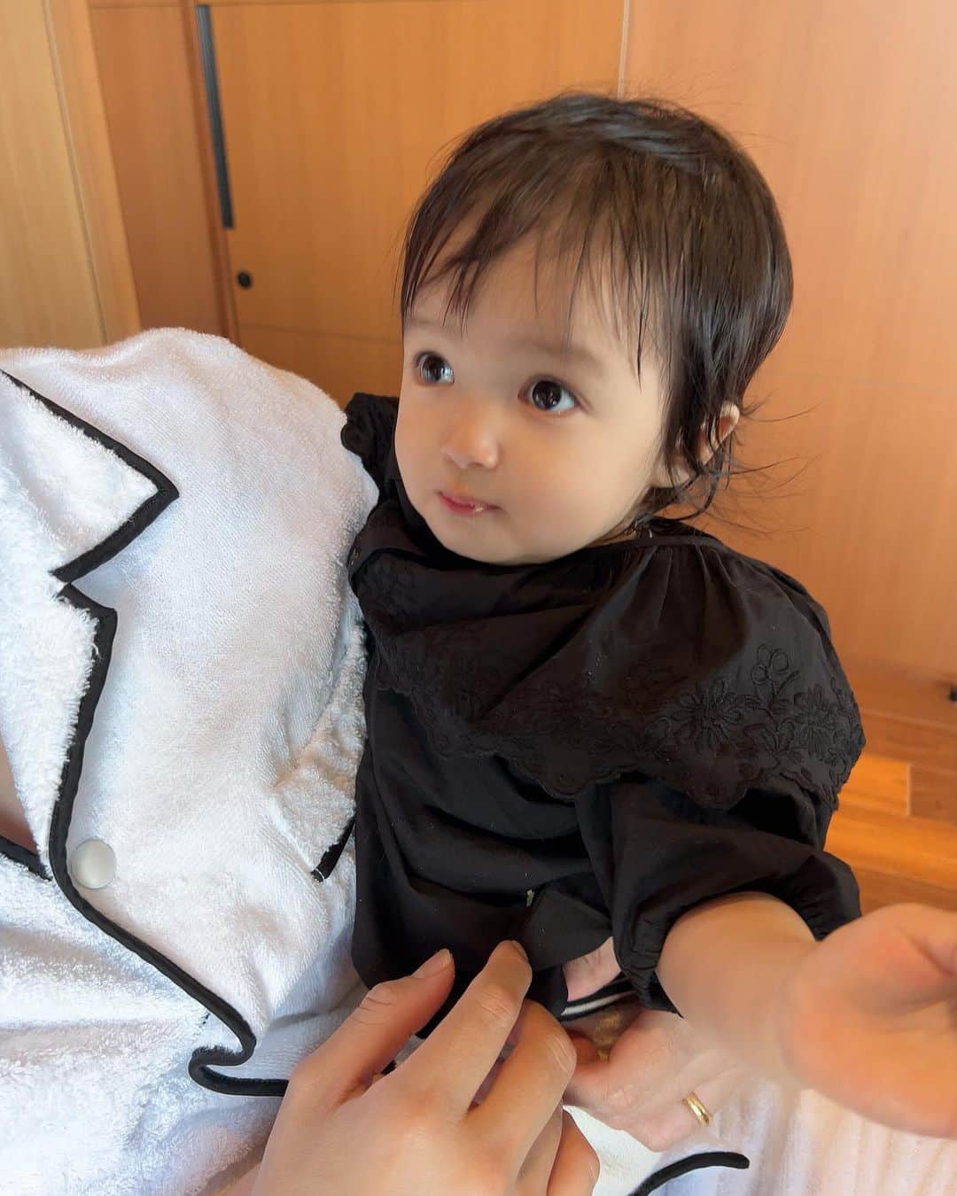 アレクサンダーのインスタグラム：「自慢の美人ちゃんです❤️」