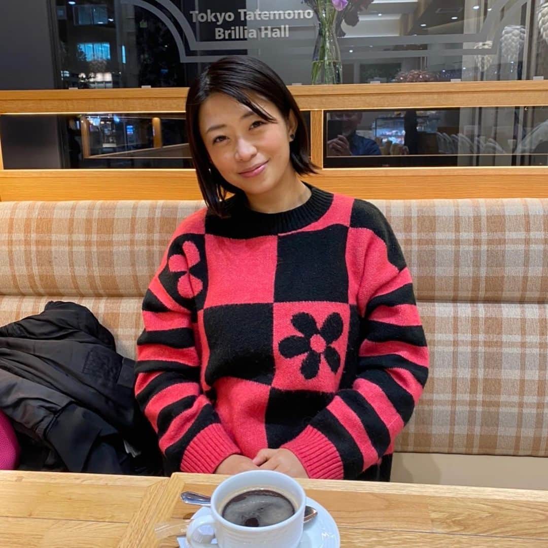 のインスタグラム：「あれ？ ちょっと痩せました？ 何にもしてないから、なわけないんだけど、吉沢眞人さんに撮ってもらうわたしはなぜかシュッとしてるんだよね🤣 #10.1kg増 #健康診断にて」