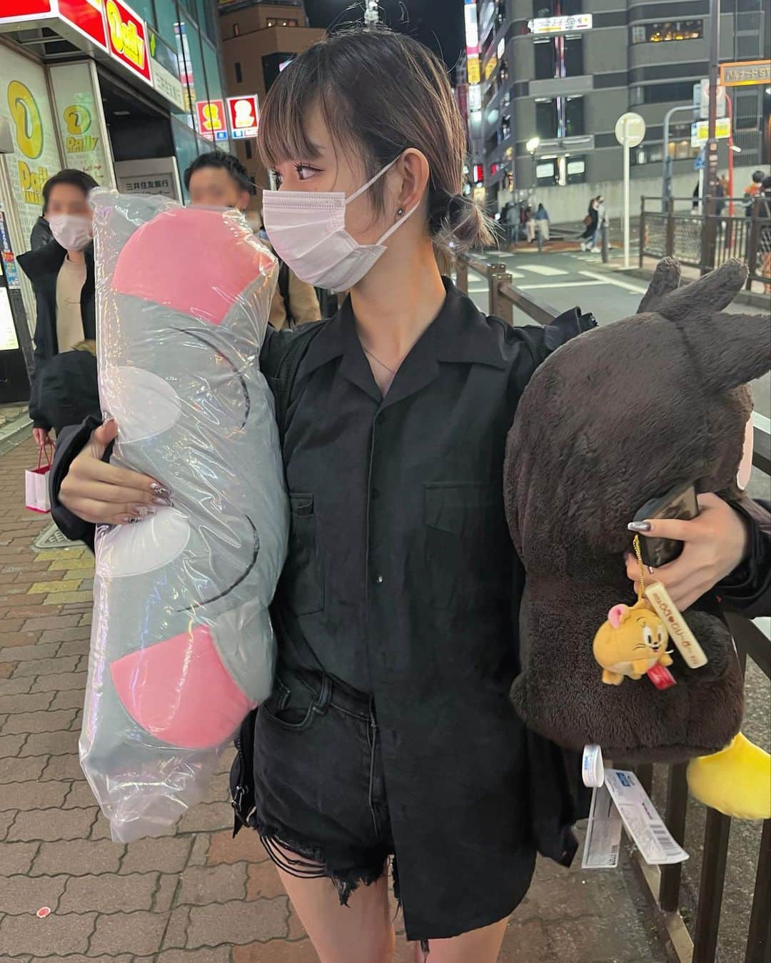 かれんのインスタグラム：「自分なりの幸せでええんよ」