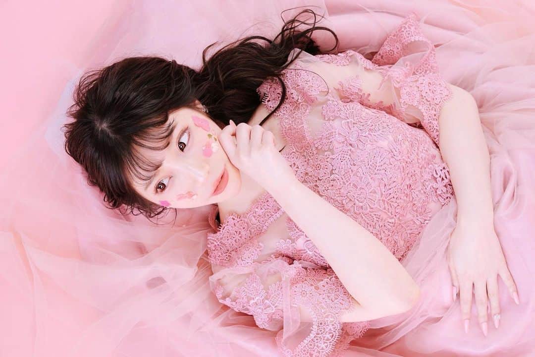のインスタグラム：「オープンまで２日です🌸 ドキドキ。。💓  #よもぎ蒸し #表参道エステ  #温活女子  #changmi #チャンミ #美容好きな人と繋がりたい  #韓国好きな人と繋がりたい  #温活#よもぎ#エステ」