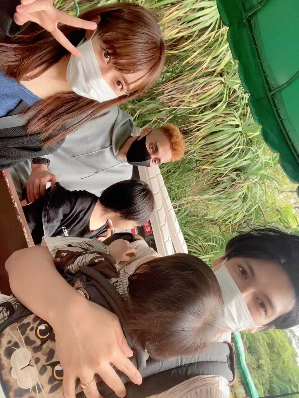 アレクサンダーのインスタグラム：「沖縄 沖縄 ジャングルクルーズ❤️Okinawa #Okinawa #家族旅行 #ameblo更新中」
