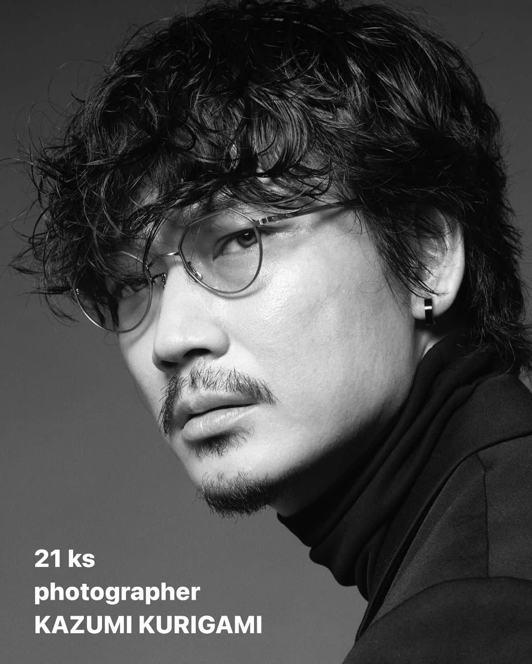 綾野剛のインスタグラム：「New art work. photo by KAZUMI KURIGAMI @kuri1936.official actor GO AYANO art work staff coming soon.」