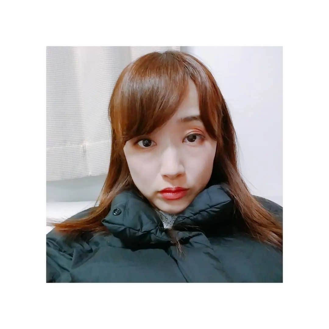 工藤里紗のインスタグラム：「仰天ニュースご視聴ありがとう ございます✨ 沢山の有り難いお言葉も🙏✨✨ 次に活かしていきます。 ティーバーで、見逃し配信もあるので 是非🌼  #撮影時の写真 #左目怖い」