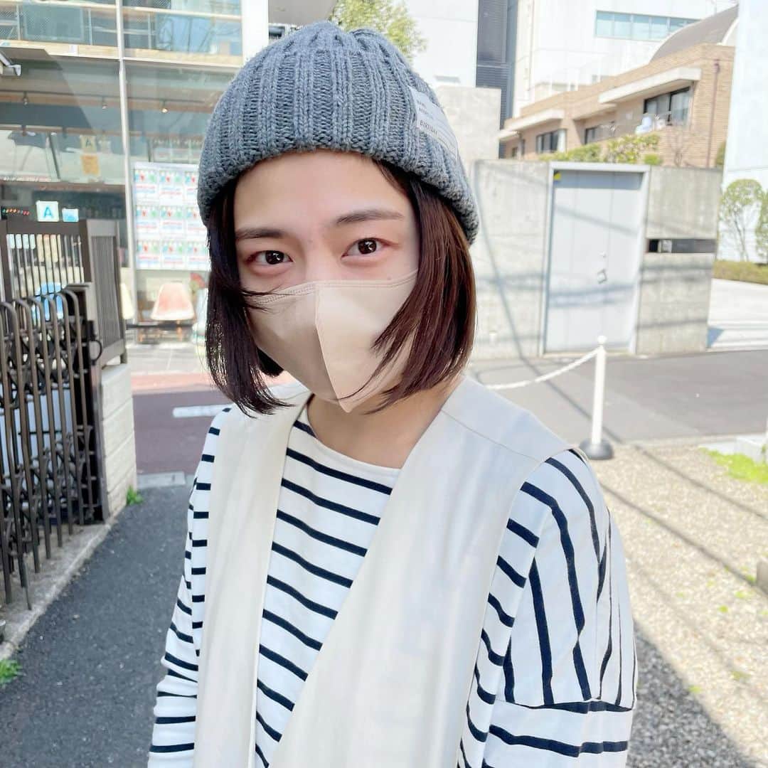 佐藤 渚のインスタグラム：「今日はボーダーとニット帽☺︎  #ボーダー　#ニット帽　#コーデ」