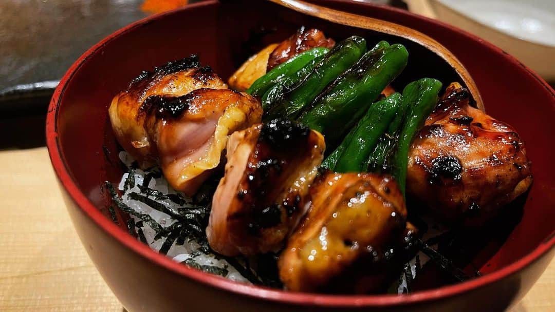 井上慎二郎のインスタグラム：「やっぱりプロの作るご飯は美味しい。」
