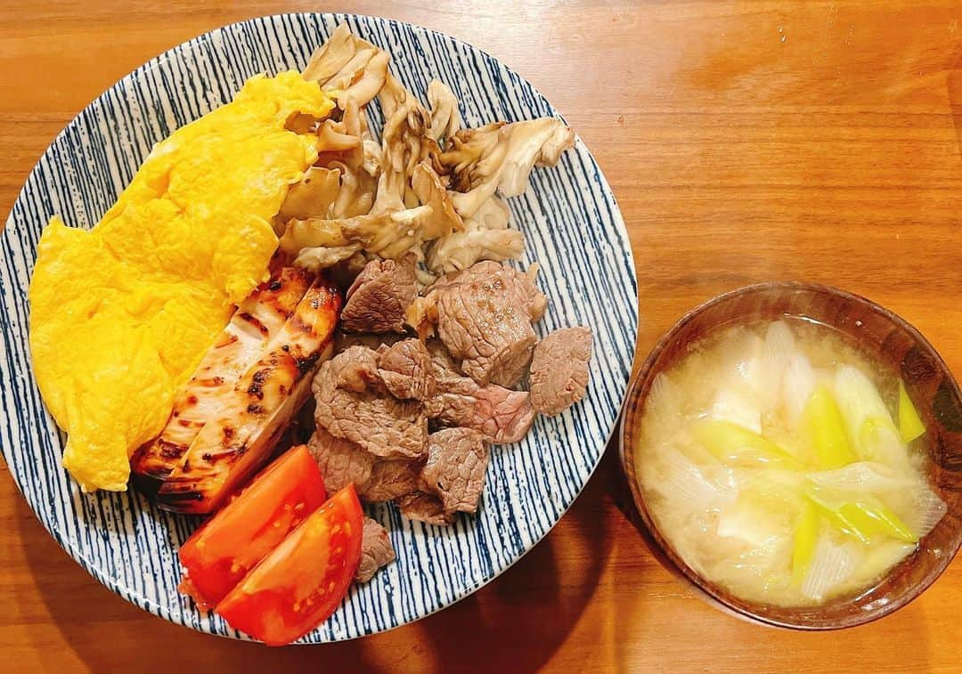 山本大樹さんのインスタグラム写真 - (山本大樹Instagram)「筋肉飯！！ パワー💪ハッ😀  #ばや飯」3月24日 23時12分 - bayabaya0821