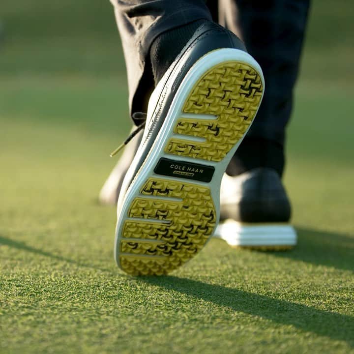 Cole Haanのインスタグラム：「Are you in the club? We've got an open invitation for the course champion, the weekend warrior, and every player in between.  #ColeHaanGolfs — and so should you.」