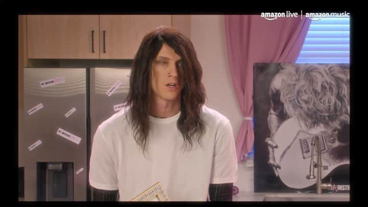 Young Gunnerのインスタグラム：「met up with Terry in his kitchen. i felt like we really vibed. @amazonmusic @amazonlive 👈🏼 for full interview」