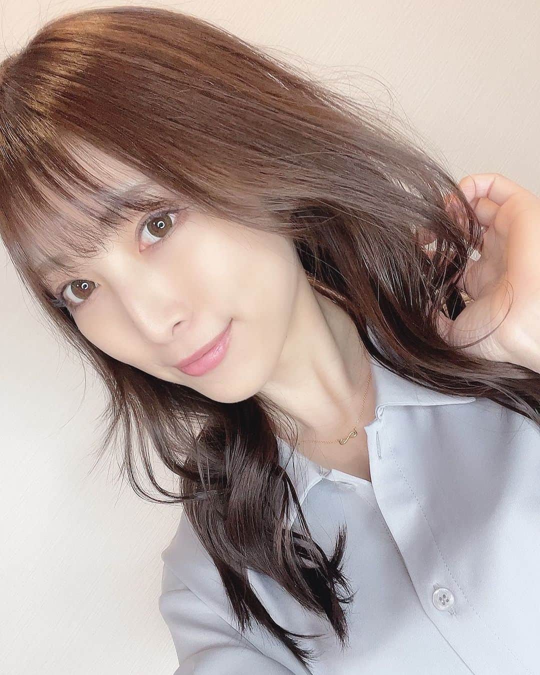 宇野栞菜（阿部栞菜）さんのインスタグラム写真 - (宇野栞菜（阿部栞菜）Instagram)「おはよっ🥰」3月25日 8時30分 ...