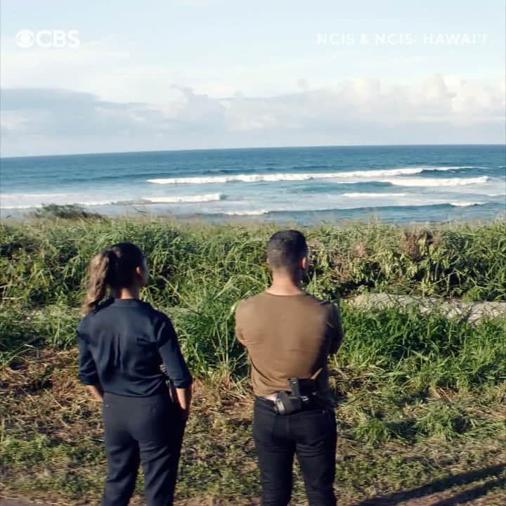 ウィルマー・バルデラマのインスタグラム：「Extended preview of the two-hour #NCIS and #NCISHawaii crossover event happening Monday at 9/8c on @cbstv. Can’t WAIT for you guys to see this one!」