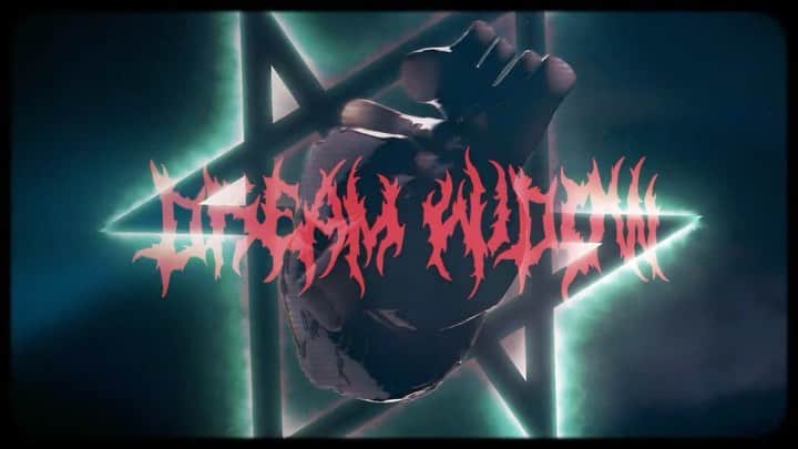 フー・ファイターズのインスタグラム：「The self-titled debut from Dream Widow is out now!!! 🤘 Links to watch & listen in bio.  #studio666movie」