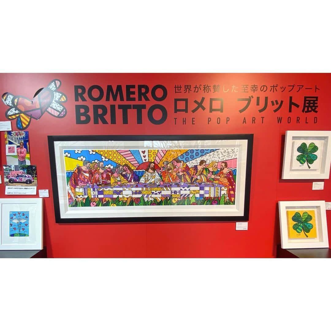 山谷花純のインスタグラム：「ロメロブリット展へ。  一つの色にとらわれず自由に描いて良い。眺めているだけでワクワクさせられる空間。綺麗の中にもいろんな種類があると思うのです。可愛いが溢れてた。至福な時間でした☆  スマホでの写真撮影okでしたので私が気に入った絵を数枚。  1枚目の絵が特に素敵でずっと見てられました。  #ロメロブリット展 #ロメロブリット #romerobritto #popart #ポップアート」