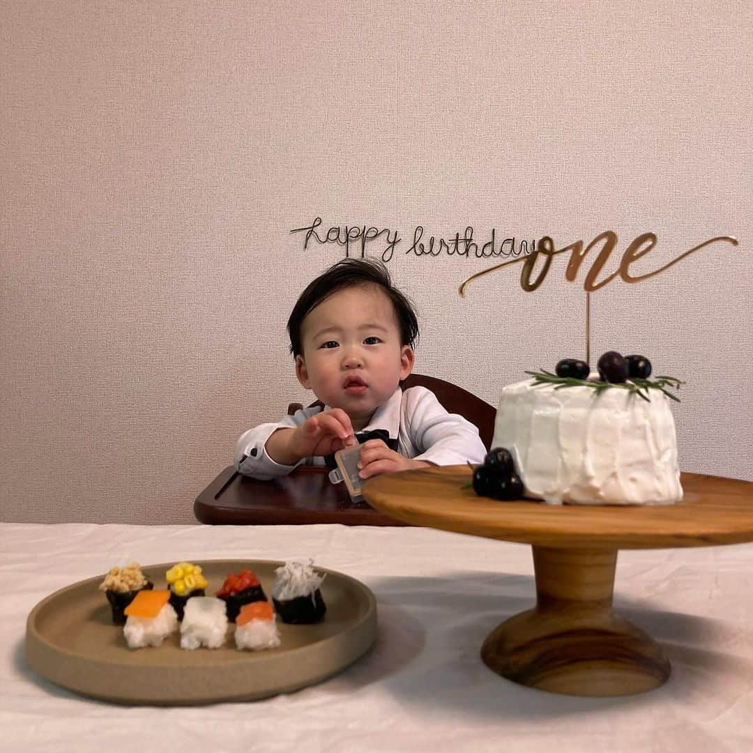 下坂晃城さんのインスタグラム写真 - (下坂晃城Instagram)「. 1歳おめでとう👶㊗️ #happybirthday」3月25日 19時50分 - 3koooooki0