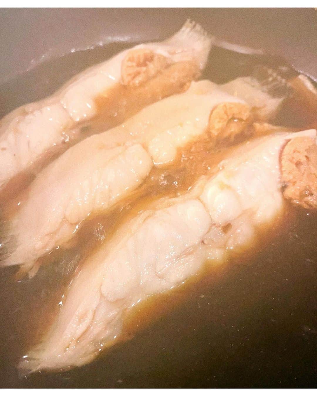佐々木希さんのインスタグラム写真 - (佐々木希Instagram)「おうちご飯。 ナメタガレイの煮付け、好きすぎる。 煮汁はもちろん、#サキホコレ のお米にに最後染み込ませて完食🥺  #サキホコレ #山治 #oisix」3月25日 22時14分 - nozomisasaki_official