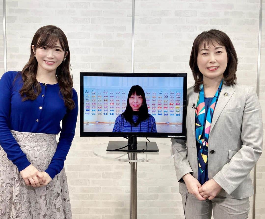 榎本麗美のインスタグラム：「宇宙の最先端の情報をお伝えする『NewSpace』  今月は3/8の #国際女性デー に合わせて ■宇宙飛行士 山崎直子さん ■ワコール人間科学研究所 坂本晶子さんをゲストにお迎えして  『宇宙と女性と下着を科学する』  というテーマでお送りします🚀  新しい女性宇宙飛行士誕生が期待される中 “女性が宇宙で活躍できる社会”を目指し企画を提案しました✨  これまで宇宙業界であまり語られてこなかった、 宇宙を目指す上での女性特有の心配や悩み(カラダの変化やライフイベント、生理について)もお話しています。  本来はきちんと話したり、知らなければならない事なのに、 こういった事は、なぜか、話しにくい... そんなテーマですが、 #国際女性デー の枠組みだからこそ、 背中を押して貰って実現出来た内容だと思っています。  女性の宇宙飛行士や宇宙旅行者が 増えていく未来が近づいてきている今、 これから私自身も、多くの方と意見交換し、考えていきたいテーマです✨  ぜひ、ご覧ください👩‍🚀🌕  日テレNEWS24 ✔︎3/26 9:30- ✔︎3/27 9:30- ストリーミングはこちら news.ntv.co.jp/live/  #自分のカラダだから #宇宙 #宇宙飛行士 #宇宙飛行士に転職だ」