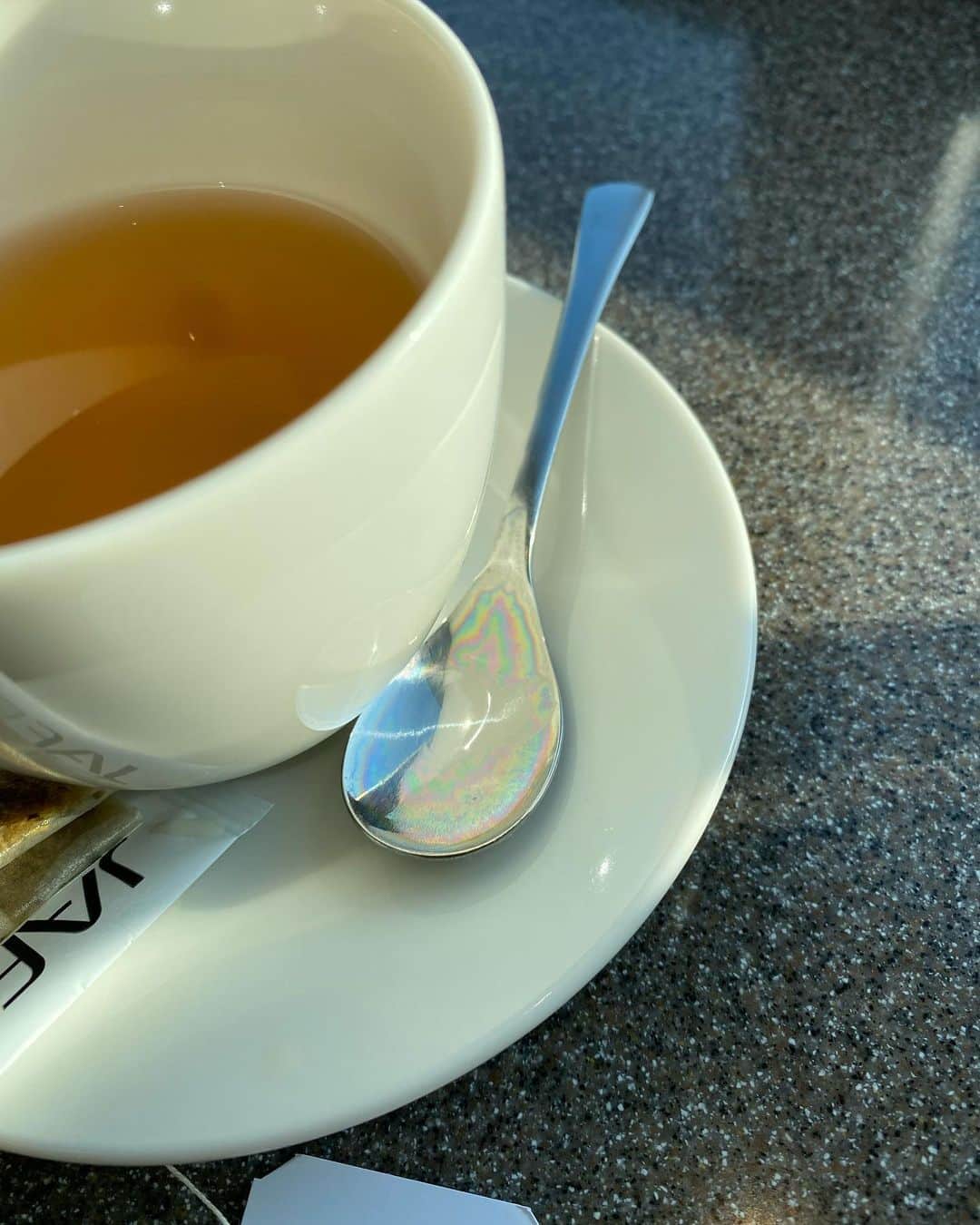 Rihwaさんのインスタグラム写真 - (RihwaInstagram)「お紅茶には、お砂糖と、お虹をちょっと💖🌈☕️✨✨」3月26日 17時10分 - rihwa_official