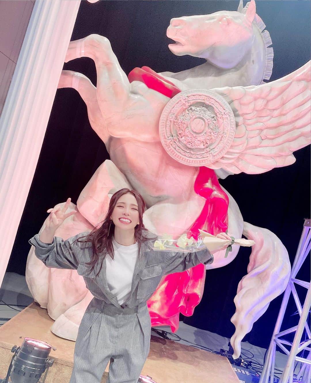 西村歩乃果のインスタグラム：「4年8ヶ月続いた、 ラスアイの冠番組が終わっちゃいました。  どんどん最後が増えていく寂しいねぇ…  オーディション番組から始まりましたが 見てくださりありがとうございました」