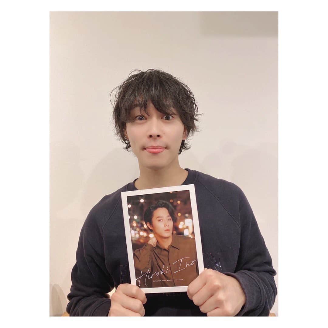 猪野広樹のインスタグラム：「カレンダー発売記念イベントを開催することになりました…！ありがとうございます！！　  4月9日(土)大阪　HMV&BOOKS SHINSAIBASHI  4月10日(日)東京　HMV&BOOKS SHIBUYA 5F イベントスペース　 　 にて…！　皆様是非是非！  そして、ミュージカル「マギ」－迷宮組曲－に出演します。　 プロフェッショナル集団。　命賭して演じさせていただきます。」