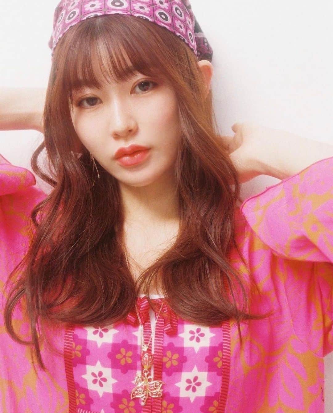 一城あやののインスタグラム：「Worked with ANNA SUI SNAP📸🌴🌺  #annasui #annasuisnap #annasuijapan  #アナスイ #modelingshoot #asiangirls #modelingphotography #asianmodel  #リゾートコーデ #リゾートワンピース  #モデル撮影 #作品撮りモデル」