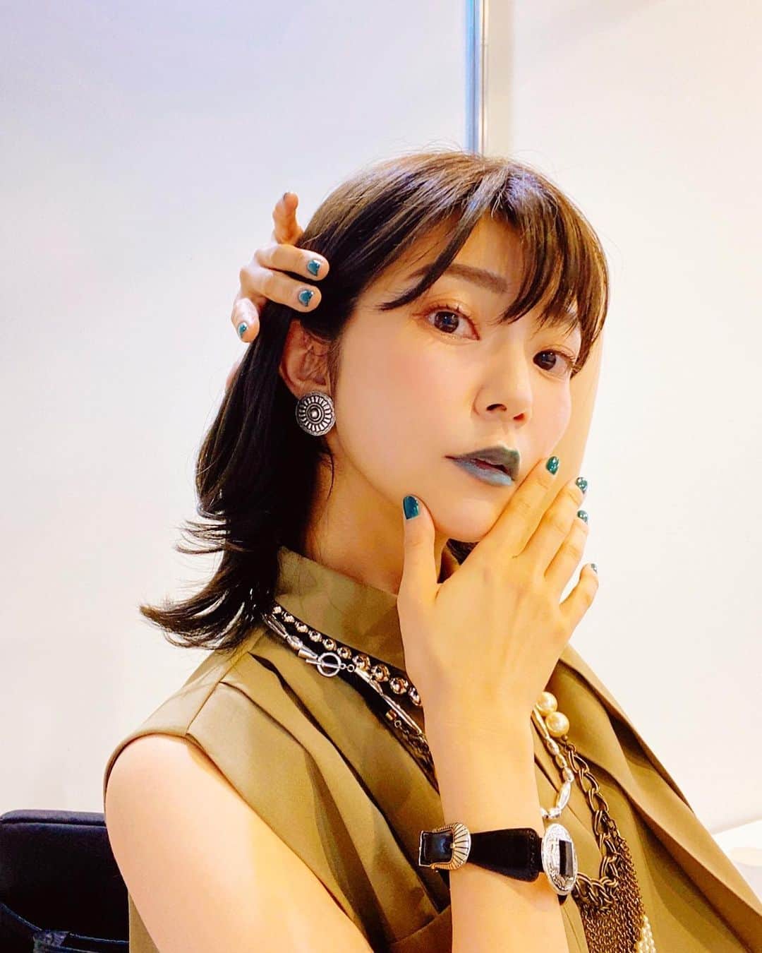 伊瀬茉莉也のインスタグラム