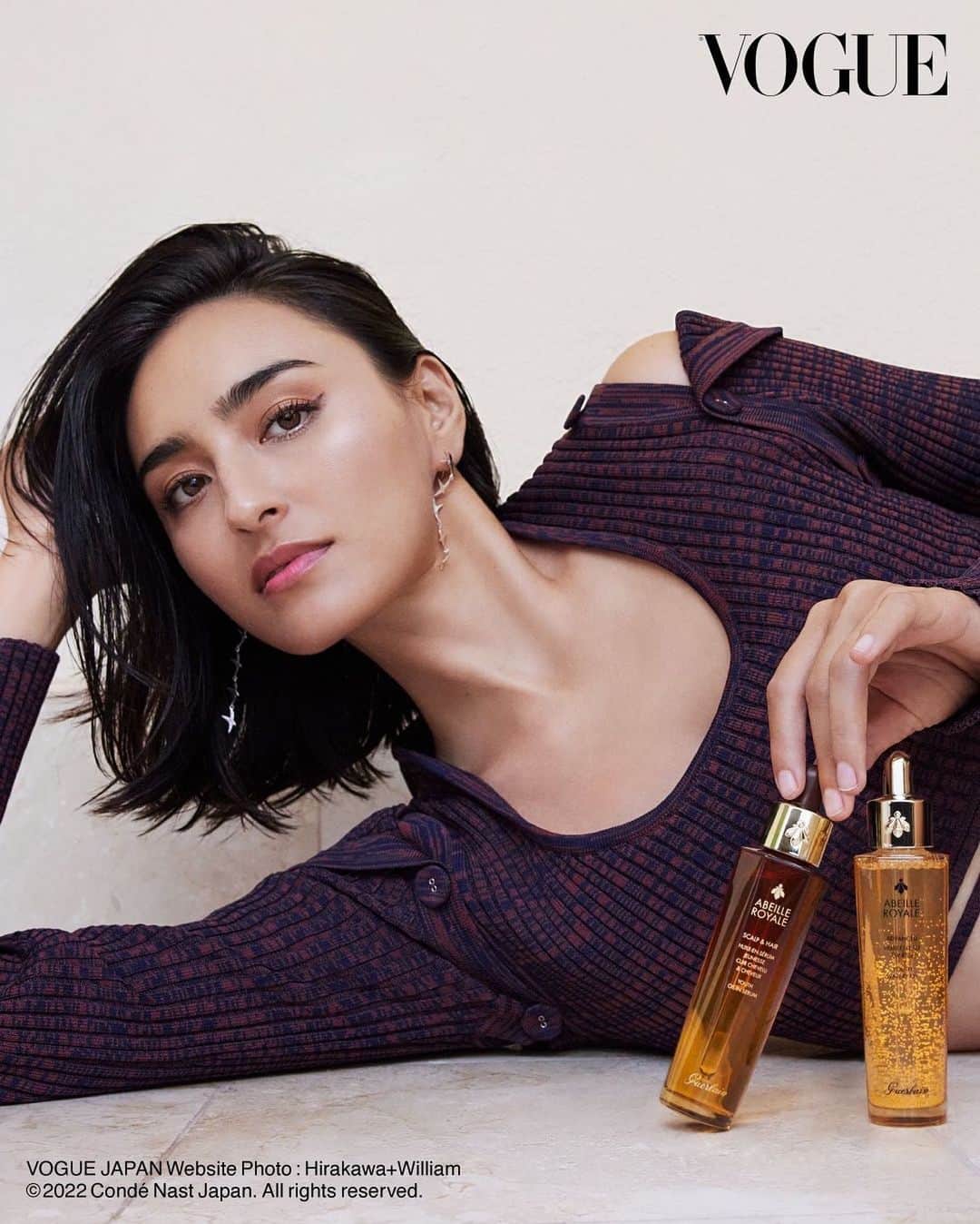 長谷川潤のインスタグラム：「@guerlain for @voguejapan 🐝  #ゲラン #アベイユロイヤル #アベイユロイヤルスカルプアンドヘアオイルインセロム」
