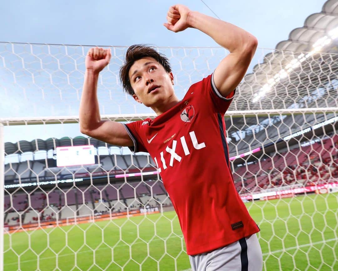 樋口雄太のインスタグラム：「.  勝つために戦い続ける🔥🦌  応援ありがとうございました！  #鹿島アントラーズ #kashimaantlers  #mizuno #mizunofootball  #14」