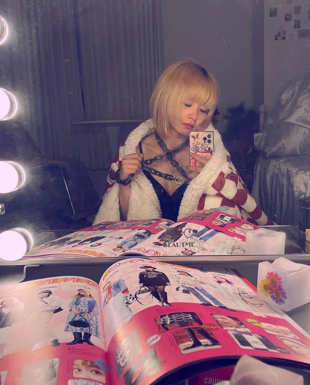 のインスタグラム：「속고 있다✌🏻」
