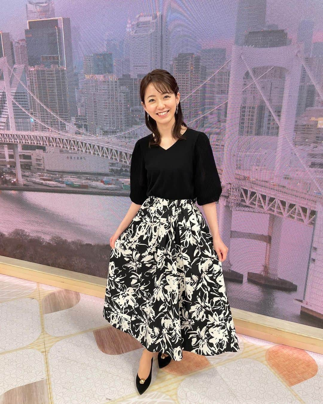 フジテレビ「プライムニュース イブニング」さんのインスタグラム写真 - (フジテレビ「プライムニュース イブニング」Instagram)「今年は全国的に春本番の暖かさでした。 日曜日、どのようにお過ごしでしたか？  今年度もあと少しですね。 春からの新生活に向けて準備を進めている方も多いと思います。  自分のペースで！頑張ってください！  内田嶺衣奈 #BEATRICE @beatrice_fsf #Liesse @liesse_official  佐久間みなみ #AndCouture @and.couture #お世話や @osewaya_official  #内田嶺衣奈 @reina.uchida #奥寺健 @fujitv_announcer #永尾亜子 @ako_nagao #佐久間みなみ @sakuma_minami #フジテレビ #アナウンサー #ニュース」3月27日 18時18分 - livenews_it