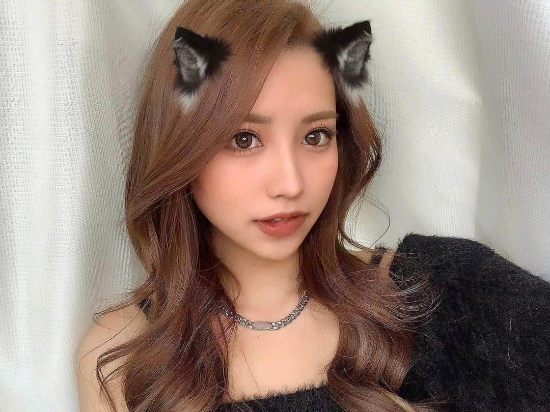 美女美容事情さんのインスタグラム写真 - (美女美容事情Instagram)「《猫耳美女🐱💖》⁠⠀ *⠀⠀⠀⠀⠀⠀⁠⠀⁠⠀⁠⠀⁠⠀⁠⠀ 今回ご紹介させて頂きますのは!!👀❤️⁠⠀⁠⠀⁠⠀⁠⠀⁠⠀ Ryona.さん<@baby___xx12> の素敵なお写真📸⠀⁠⠀⁠⠀⁠⠀ *⠀⁠⠀ 可愛すぎて見惚れてしまいますね😍✨⠀ 猫耳が似合っててキュンです💕⠀⠀⠀⁠⠀⁠⠀⁠⠀⁠⠀⁠⠀ *⠀⁠⠀⁠⠀⁠⠀⁠⠀⁠⠀ Ryona.さん<@baby___xx12> 素敵な投稿をありがとうございました☺️📸✨⠀⁠⠀ Ryona.さんのアカウントには他にも素晴らしい投稿が沢山ありますので是非覗いてみてくださいね💁‍♀️💙⁠ ⁠⠀ ⠀⠀⁠⠀⁠⠀⁠⠀⁠⠀ △▼△▼△▼△▼△▼△▼△▼△▼△▼ ⁠⠀⁠⠀⁠⠀⁠⠀ ❤️🧡💛「ビジョビ (美女美容事情)」💚💙💜⠀⠀⠀⠀⠀⠀⠀⠀⠀⠀⠀⠀⠀⠀⁠⠀⁠⠀⁠⠀⁠⠀⁠⠀⁠⠀ 👇掲載ご希望の方は👇⠀⠀⠀⠀⠀⠀⠀⠀⠀⠀⠀⠀⠀⠀⠀⁠⠀⁠⠀⁠⠀⁠⠀⁠⠀⁠⠀ @b_b_j.jタグ付けと🖤 #ビジョビ ⁠⠀⁠⠀ 🖤タグ付けお願いします⠀⠀⠀⠀⠀⠀⠀⠀⠀⠀⠀⠀⠀⠀⠀⁠⠀⁠⠀⁠⠀⁠⠀⁠⠀⁠⠀ △▼△▼△▼△▼△▼△▼△▼△▼△▼ ⁠⠀⁠⠀ #美人#美女#猫耳#ヘアスタイル⠀ #肩出しコーデ#丸目#メイク⠀ #インスタ美女#インスタ美人」3月27日 18時51分 - b_b_j.j