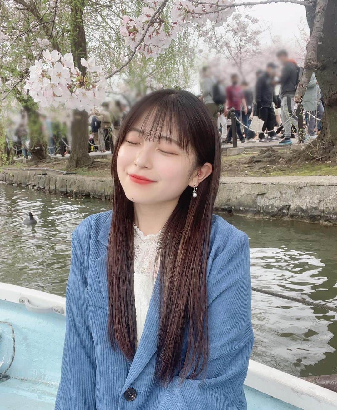 内山優花さんのインスタグラム写真 - (内山優花Instagram)「お花見したあと、ボートに乗った🌸」3月27日 19時02分 - yuka3l7