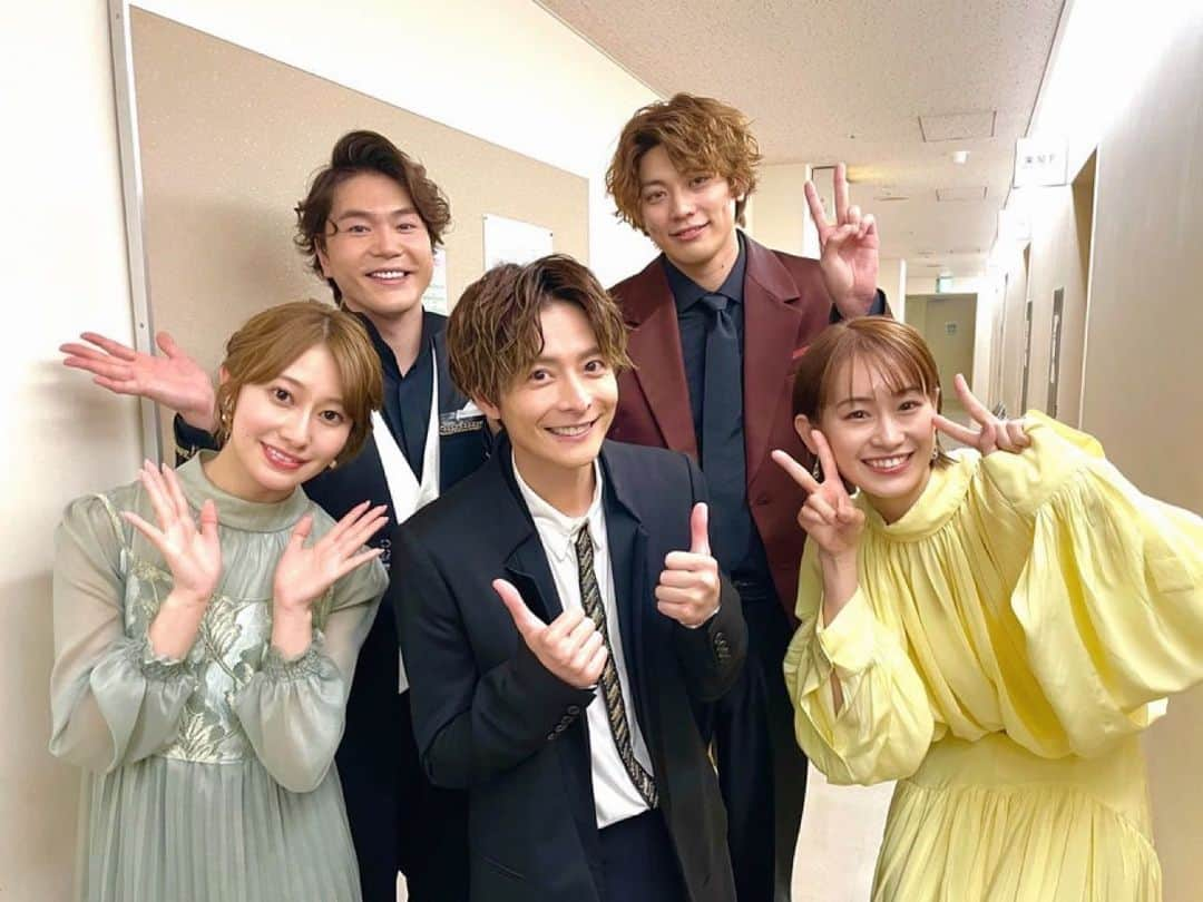 愛希れいかさんのインスタグラム写真 - (愛希れいかInstagram)「Sound Inn S meets billboard classics 「ミュージカルスターズシンフォニーポップスコンサート」 本当にありがとうございました😊 素晴らしい演奏の中で歌わせて頂けて幸せでした♡  この公演の模様はBS-TBSのレギュラー放送枠でご覧頂けるみたいです！ 今後のOA情報をぜひチェックしてくださいっ🥰🥰🥰 宜しくお願い致します🤲  #ミュージカル  #billboardclassics #東京フィルハーモニー交響楽団 #中野サンプラザ #斎藤ネコ さん #小池徹平 さん #佐藤隆紀 さん #桜井玲香 さん #東啓介 さん」3月27日 22時47分 - manakireika_official