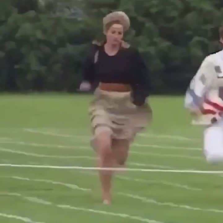 BCBGマックスアズリアのインスタグラム：「Princess Diana taking part in her son's school running race is our ultimate mood for conquering what this next week has to offer. #girlpower」