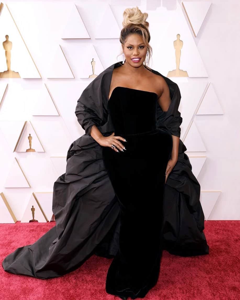 August Gettyのインスタグラム：「Oscars 2022 @lavernecox wearing custom August Getty Atelier couture」