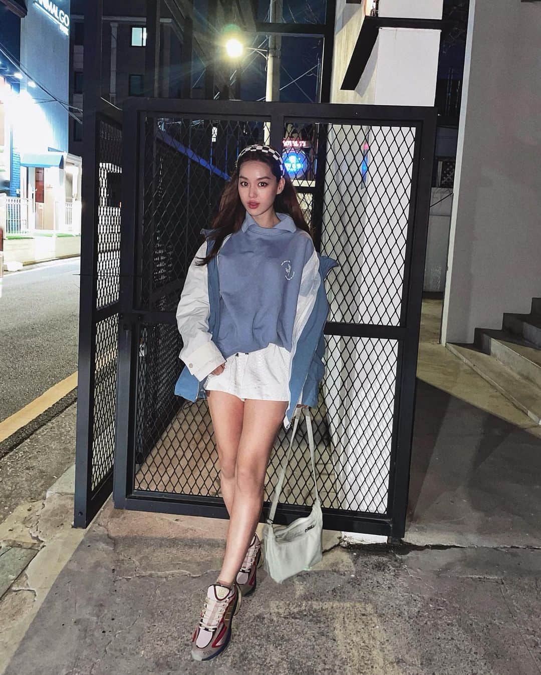 キム・ヒジョンのインスタグラム：「❔🤍」