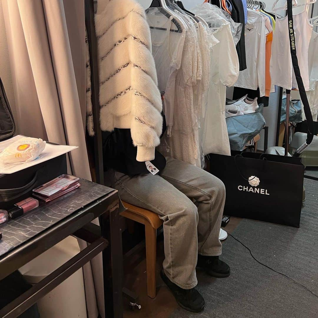 アン・シネさんのインスタグラム写真 - (アン・シネInstagram)「#오제끄 day 🌷」3月28日 14時59分 - shinaeahn