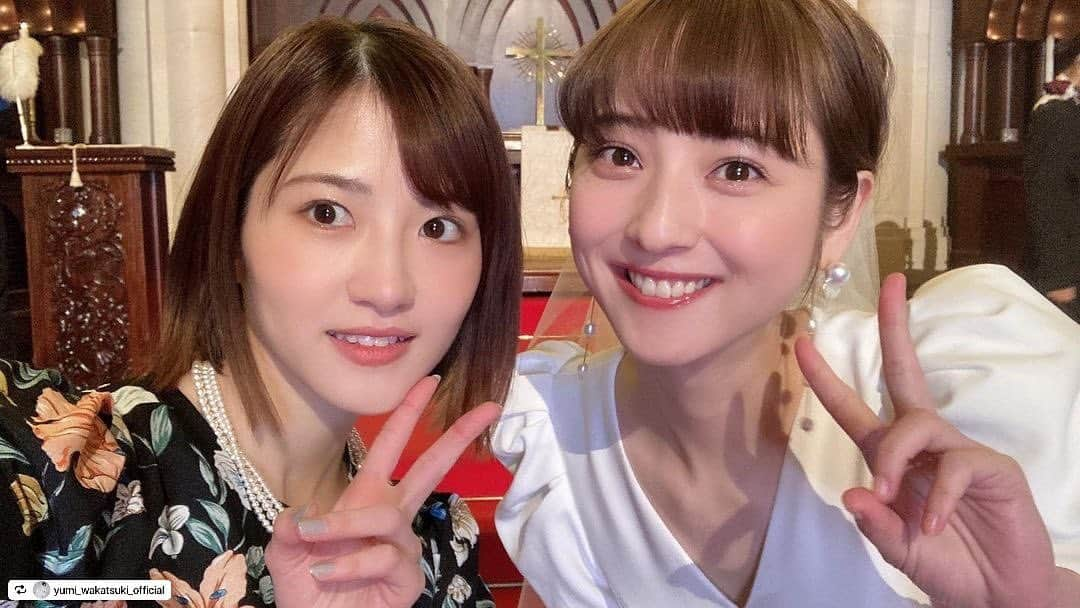 ユーチューバーに娘はやらん！のインスタグラム：「repost @yumi_wakatsuki_official  . 本日、ついに最終回です！！！ #ユーチューバーに娘はやらん ！さぁ誰とウェディング？ . 大好きなお姉と♡ お姉がちゃんと幸せだったらそれだけでいいし、それでいい☺︎ . #ようつべ娘 #佐々木希 さん #本当に綺麗な姉 #若月佑美 #repost from @yumi_wakatsuki_official Reposted by @repostfast」